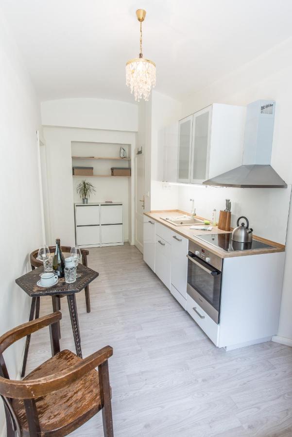 Quiet Apartment In The City Center With Own Terrace Praag Buitenkant foto